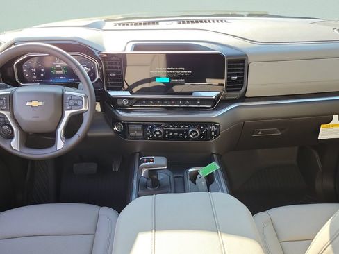 Used 2026 Chevrolet Silverado 1500 LTZ AWD/4WD image 16