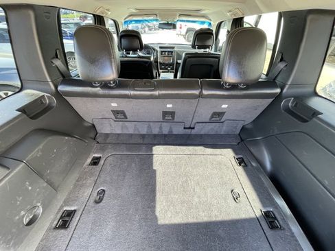 Used 2012 Jeep Liberty Sport AWD/4WD image 10