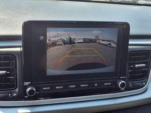 Used 2023 Kia Rio S w/ Technology Package FWD image 4