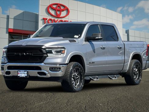 Used 2022 RAM 1500 Laramie AWD/4WD image 7