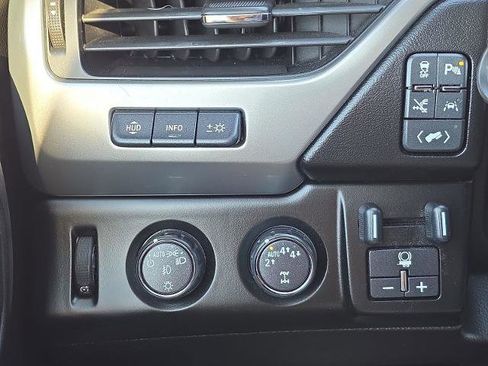 Certified 2019 Chevrolet Tahoe Premier w/ Premier Plus Edition image 18