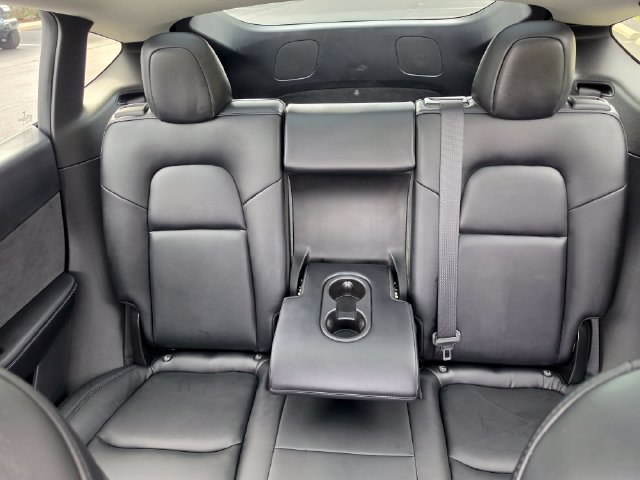 Used 2020 Tesla Model Y Long Range AWD/4WD image 34