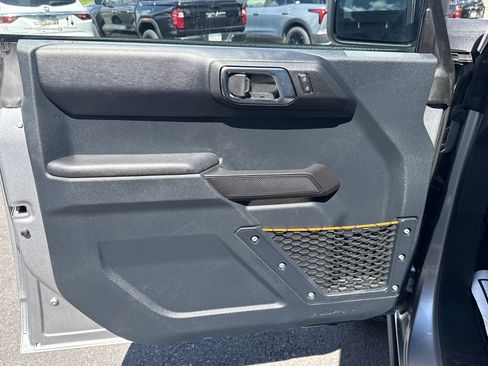 Used 2024 Ford Bronco Badlands AWD/4WD image 16