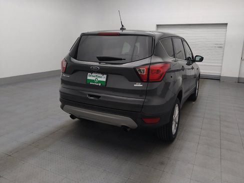 Used 2019 Ford Escape SE FWD image 7