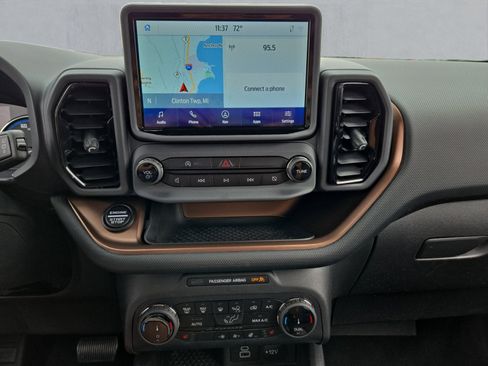 Used 2023 Ford Bronco Sport Outer Banks image 17