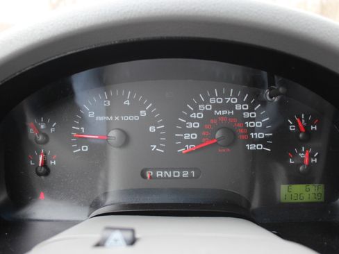 Used 2006 Ford F150 XLT image 24