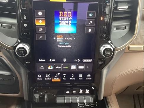 Certified 2022 RAM 3500 Limited image 22