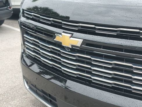Certified 2025 Chevrolet Tahoe High Country AWD/4WD image 9