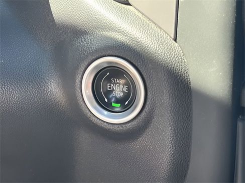 Used 2022 Chevrolet Silverado 1500 Custom image 22