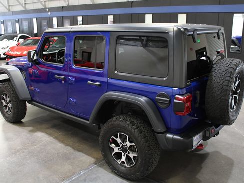 Used 2019 Jeep Wrangler Unlimited Rubicon AWD/4WD image 14
