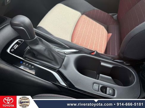 Used 2023 Toyota Corolla SE w/ Carpet Mat Package (TMS) FWD image 23