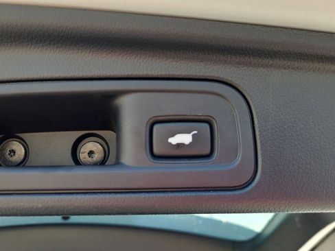 Certified 2022 Honda Pilot TrailSport image 18
