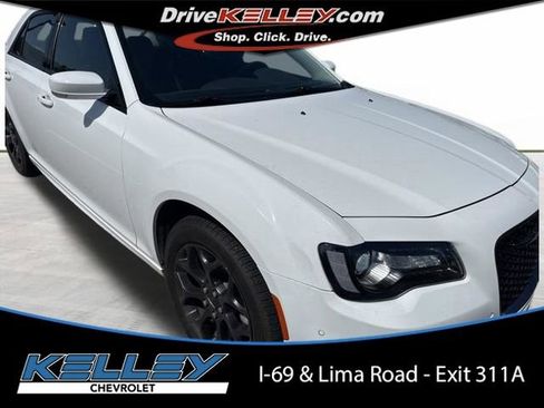 Used 2022 Chrysler 300 Touring L w/ Popular Equipment Group AWD/4WD image 1