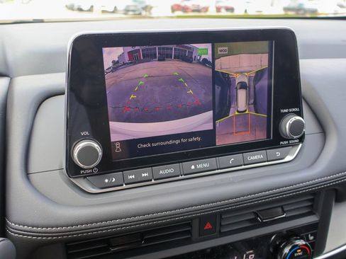 New 2026 Nissan Rogue SV image 4