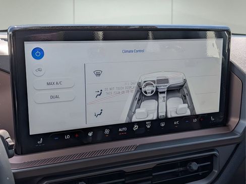 Used 2025 Ford Bronco Sport Outer Banks w/ Sasquatch Outer Banks Package AWD/4WD image 19