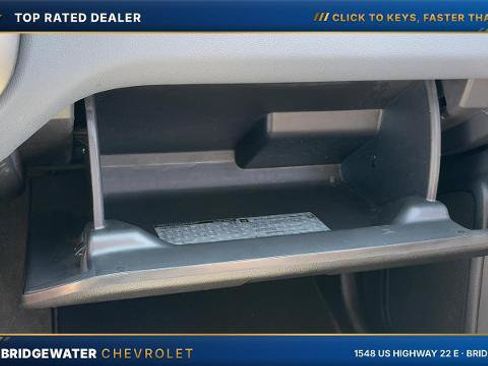 Used 2017 Chevrolet Colorado Z71 AWD/4WD image 30