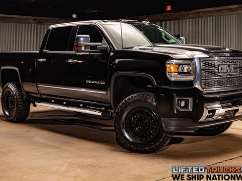 Used 2019 GMC Sierra 2500 Denali w/ Duramax Plus Package image 1