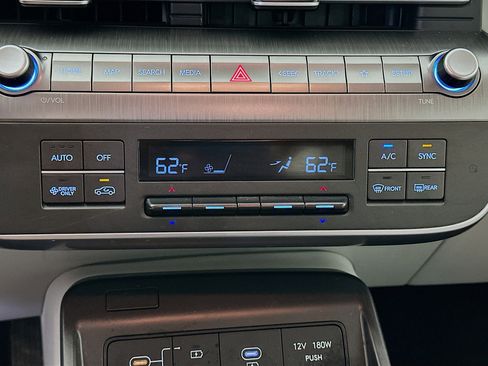 Used 2024 Hyundai Kona SEL FWD image 24