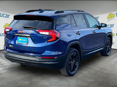 Used 2022 GMC Terrain SLE w/ Driver Convenience Package image 6