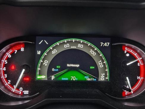 Used 2023 Toyota RAV4 XLE w/ Convenience Package image 10