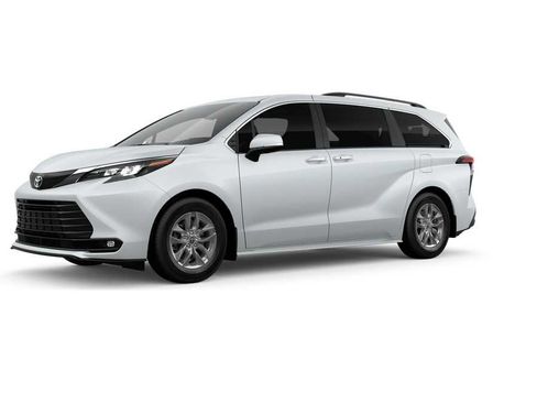 New 2026 Toyota Sienna XLE image 2