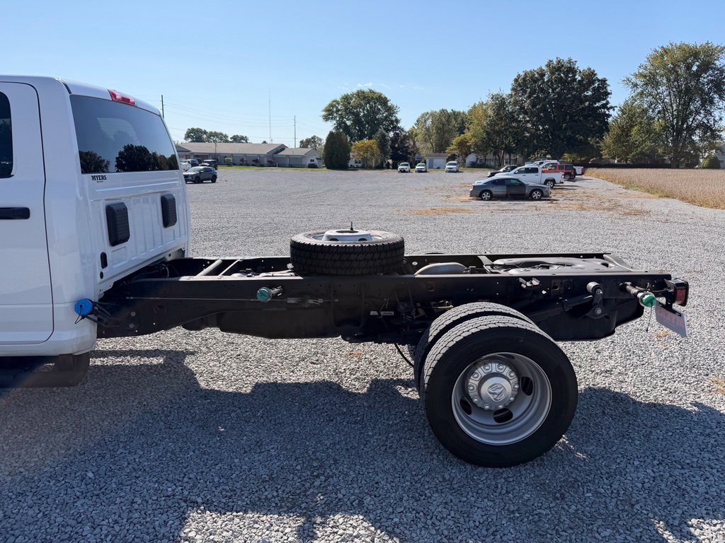 Used 2025 RAM 5500 Tradesman AWD/4WD image 26
