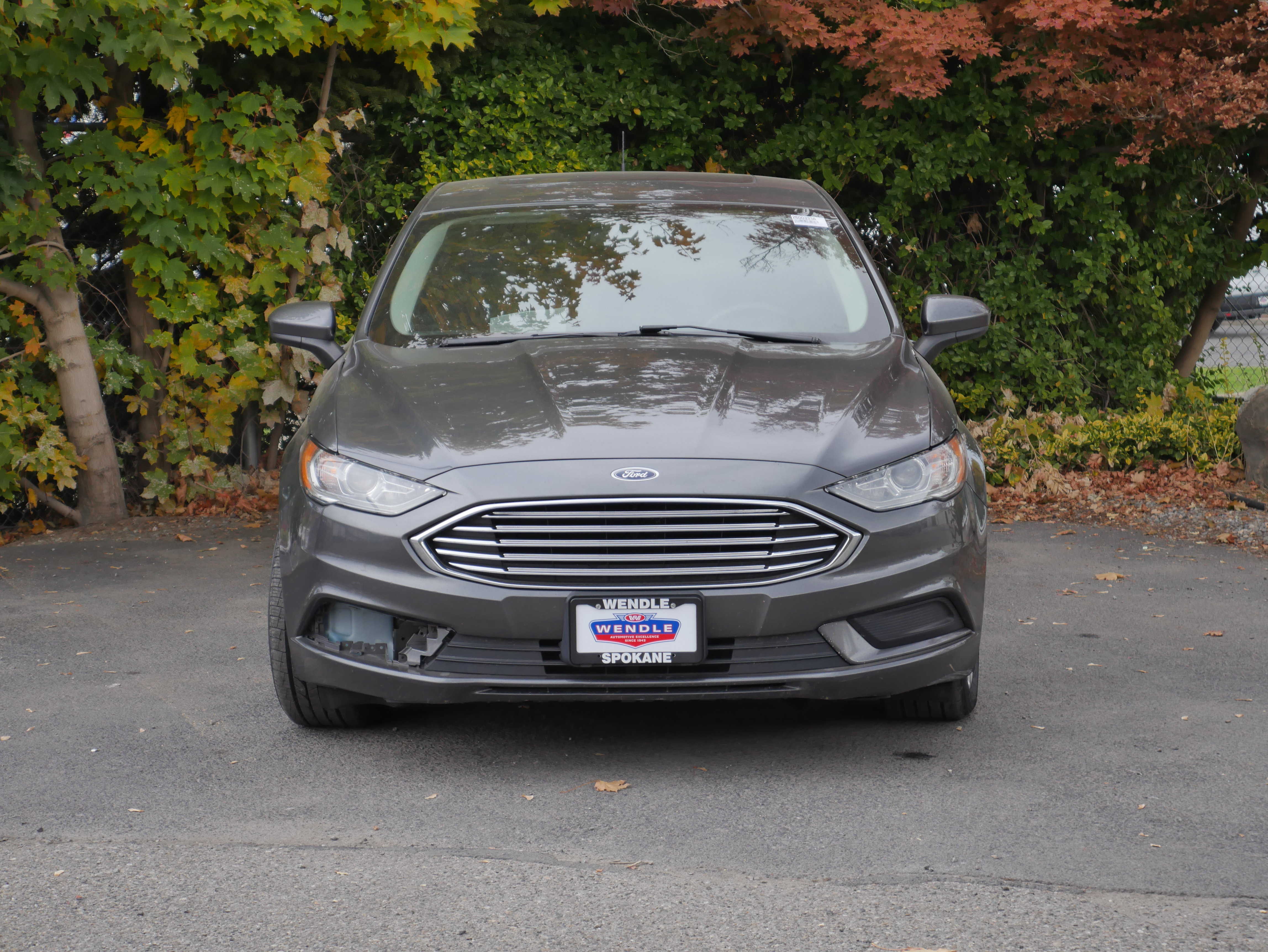 Used 2017 Ford Fusion SE FWD image 26