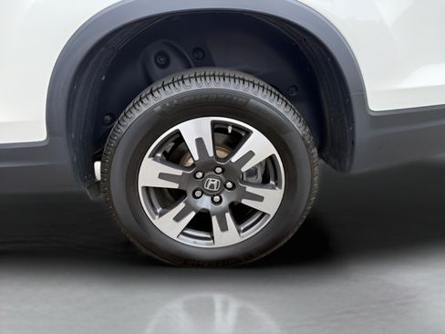 Used 2018 Honda Ridgeline RTL-T image 22