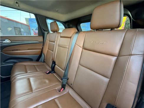 Used 2016 Jeep Grand Cherokee Summit w/ Platinum Series Group image 24