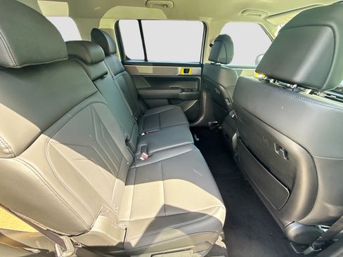 New 2026 Hyundai Santa Fe SEL FWD image 19