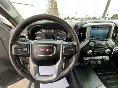 Used 2022 GMC Sierra 2500 SLE image 35