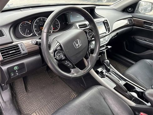 Used 2016 Honda Accord EX-L image 11