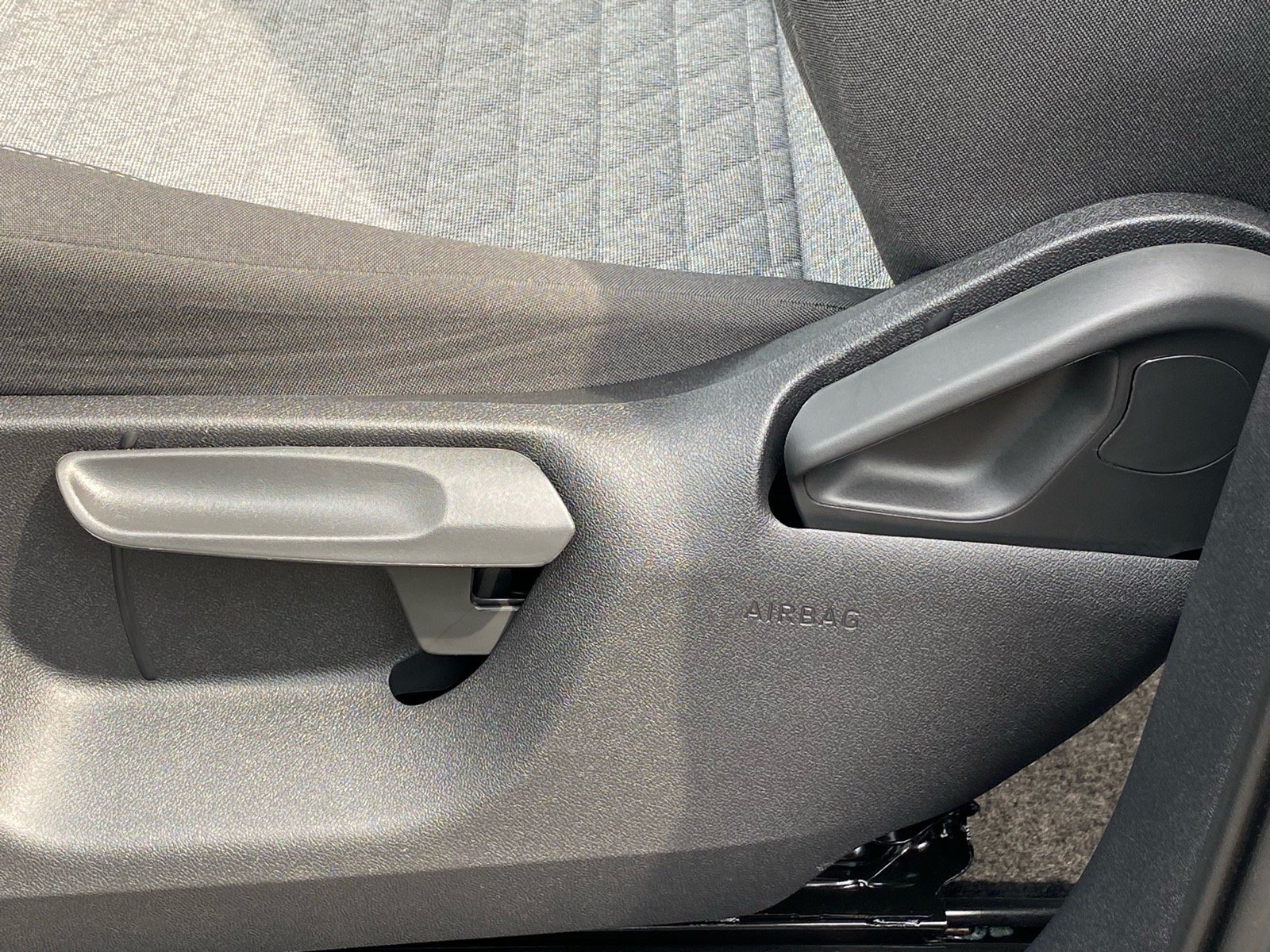 Certified 2026 Volkswagen Tiguan S FWD image 12