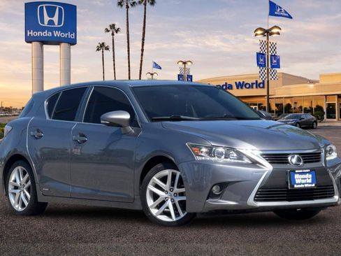 Used 2014 Lexus CT 200h FWD image 2