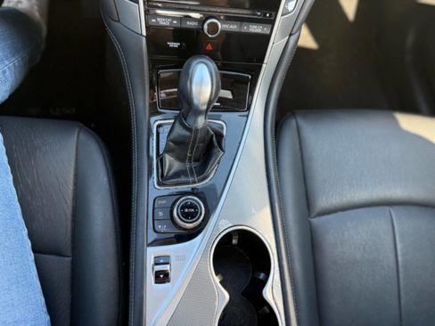 Used 2017 INFINITI Q50 3.0t Premium RWD image 17