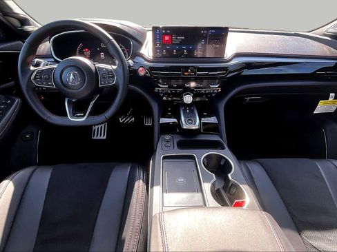 Used 2026 Acura MDX A-Spec AWD/4WD image 32