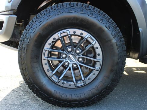 Used 2019 Ford F150 Raptor w/ Equipment Group 802A Luxury AWD/4WD image 13