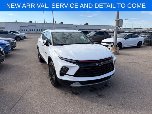 Used 2024 Chevrolet Blazer LT w/ Redline Edition AWD/4WD image 10