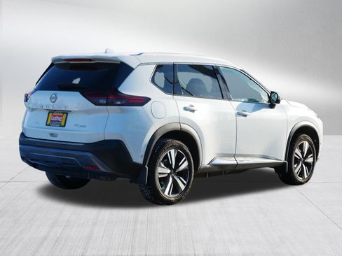 Certified 2022 Nissan Rogue SL w/ SL Premium Package image 7