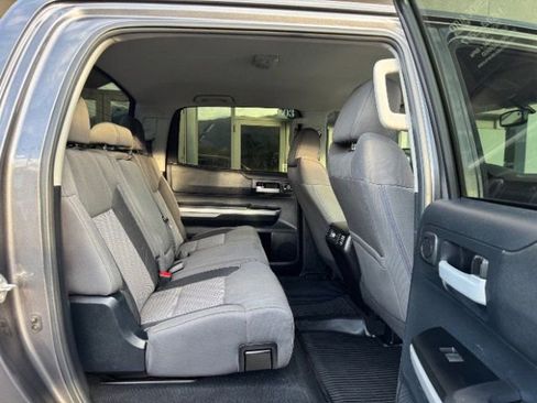 Used 2015 Toyota Tundra SR5 w/ SR5 Upgrade Package image 13