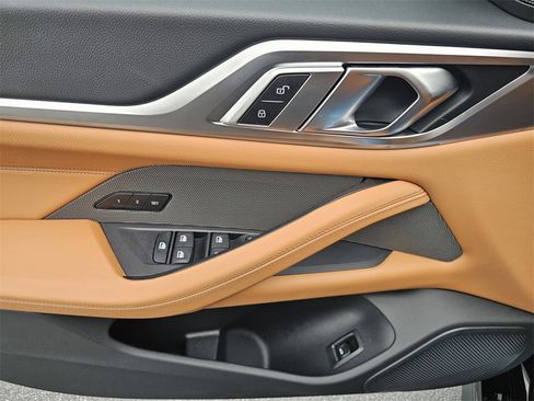 Used 2025 BMW i4 eDrive40 w/ M Sport Package image 16