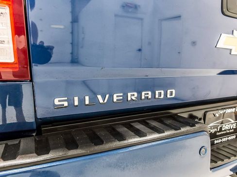 Used 2016 Chevrolet Silverado 1500 LTZ Z71 w/ LTZ Plus Package AWD/4WD image 5