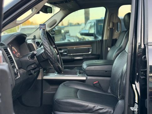 Used 2017 RAM 2500 Laramie w/ Sport Appearance Group AWD/4WD image 5