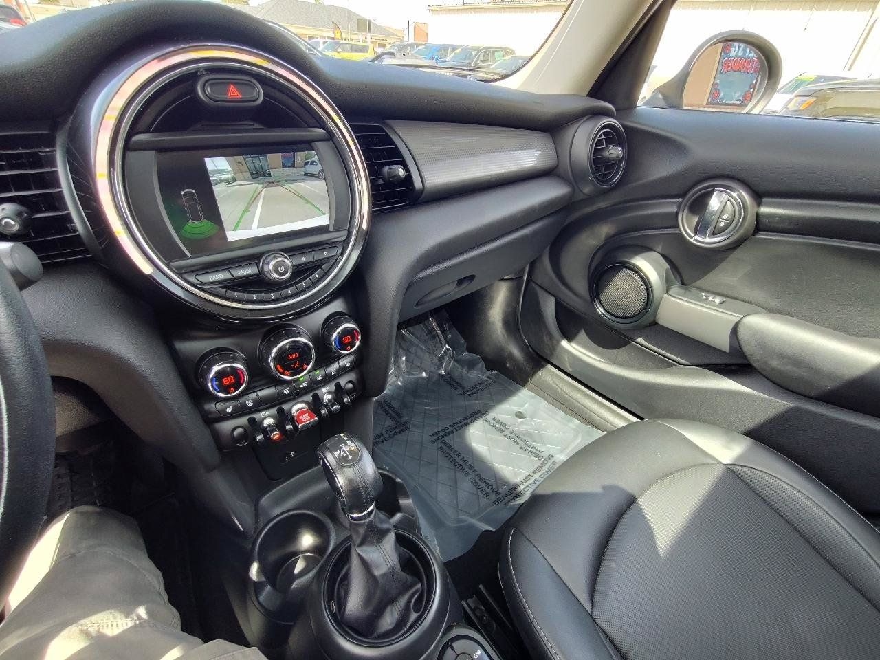 Used 2019 MINI Cooper 4-Door Hardtop FWD image 20
