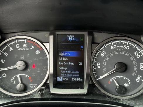 Used 2023 Toyota Tacoma TRD Sport AWD/4WD image 15