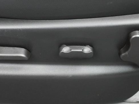 Used 2014 Chevrolet Suburban LT AWD/4WD image 37
