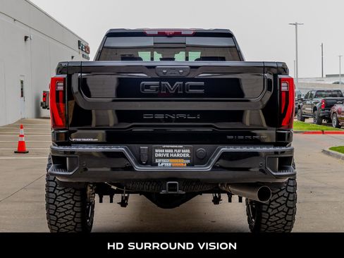 Used 2025 GMC Sierra 2500 Denali Ultimate image 8