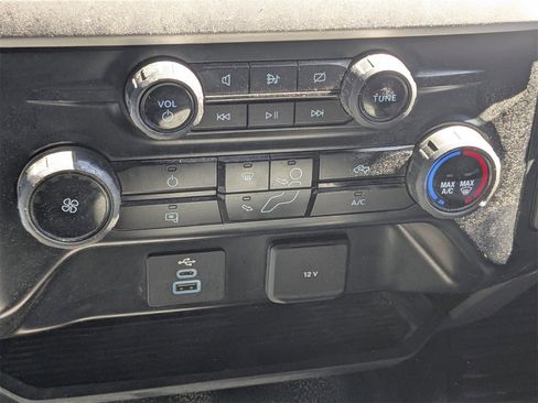 Used 2023 Ford F250 XLT image 23