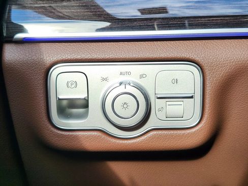 New 2026 Mercedes-Benz GLS 450 4MATIC image 27