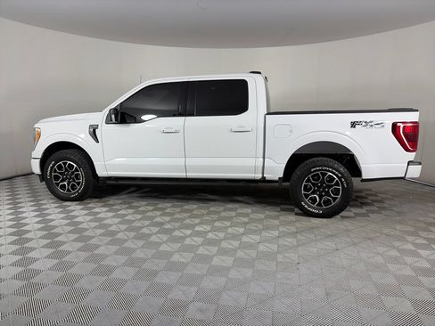 Used 2022 Ford F150 XLT w/ Equipment Group 302A High AWD/4WD image 4